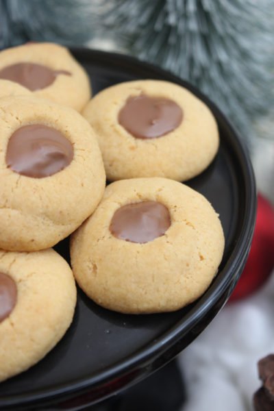 Amarettokugeln mit Schokolade - Weihnachtsplätzchen Rezept