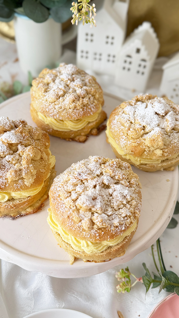 Streuseltaler mit Vanillecreme wie vom Bäcker Rezept.