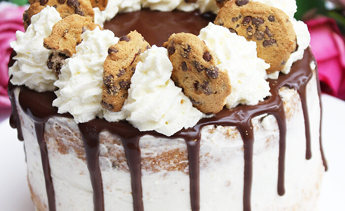 Cookie-Torte mit zartschmelzender Buttercreme und Drip