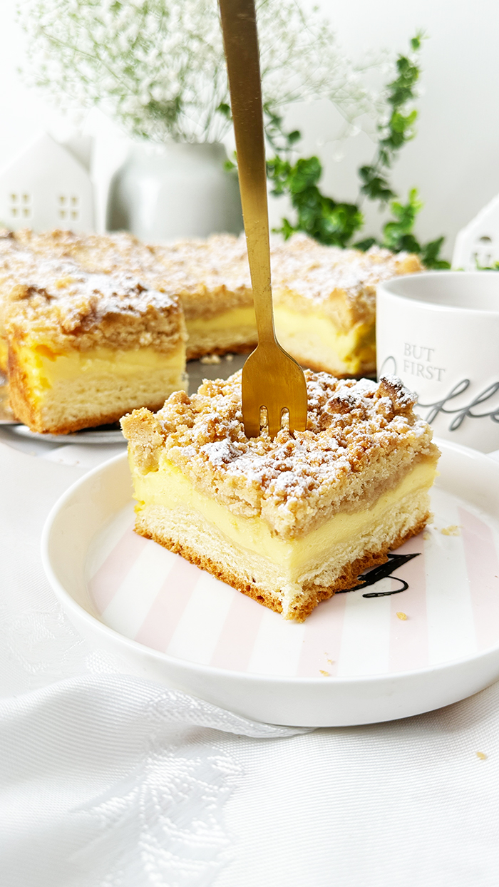 Streuselkuchen mit Pudding nach Omas bestes Rezept