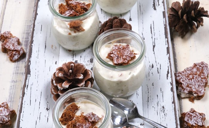 Himmisches Elisenlebkuchen-Mousse mit weißer Schokolade